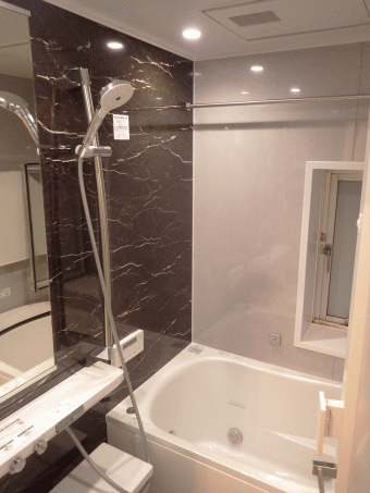 日常を快適にするリラックスタイムをTOTOシンラで　世田谷区M様邸